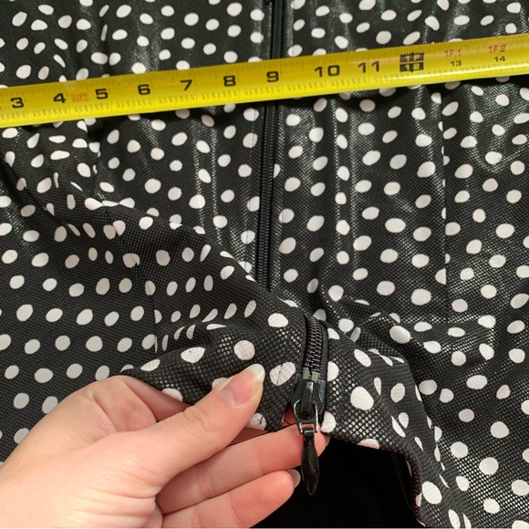 Joseph Ribkoff | Black and White Polka Dot Shiny Jacket sz 8 - Picture 6 of 8